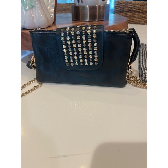 Black Olivia Miller Leather Studded Wristlet With Gold Chain Strap & Zipper Clos - Picture 10 of 10